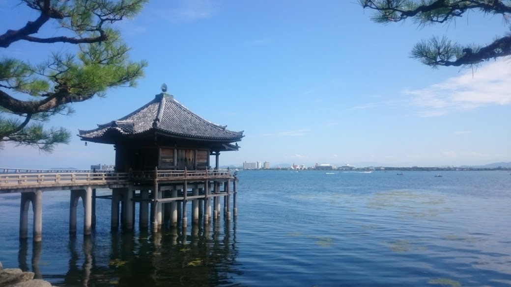 堅田の浮御堂